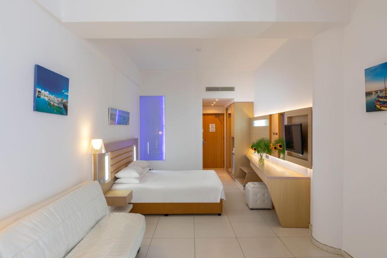 Vrissaki Beach Hotel Protaras Extérieur photo