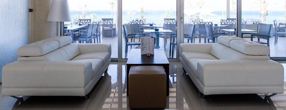 Vrissaki Beach Hotel Protaras Extérieur photo