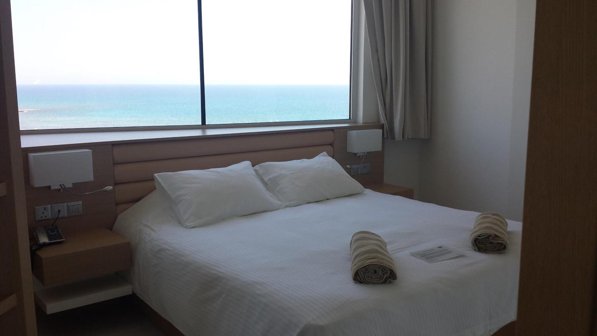 Vrissaki Beach Hotel Protaras Extérieur photo